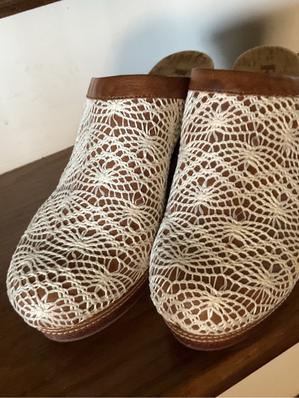 Korks By Kort Ease Nora Slip On Crochet Lace Detail Clog Mule Womens 11M 3" Heel - Picture 5 of 10